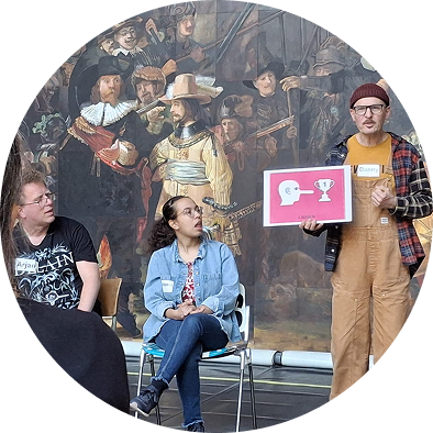 Groepsfoto bij bijeenkomst Inclusie Collectief Delft